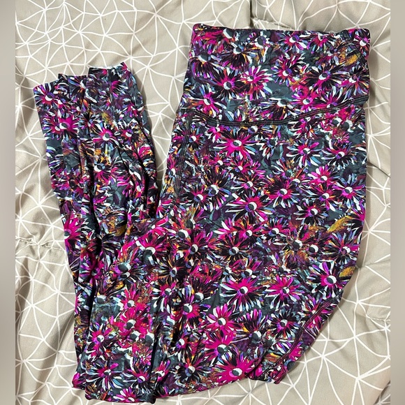 Lululemon Base Pace High Rise Running Tight 25” - Picture 12 of 12